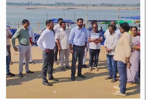 భద్రాద్రి కలెక్టర్ భద్రాద్రి కలెక్టర్