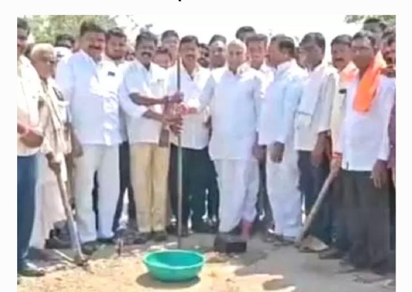 ముధోల్ ఎమ్మెల్యే పవర్ రామారావు పటేల్.