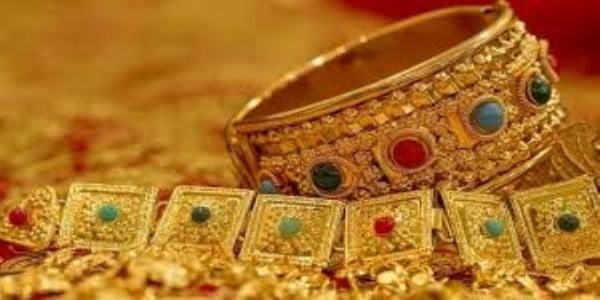 మళ్లీ తగ్గిన బంగారం ధర- రేట్లు ఇలా!