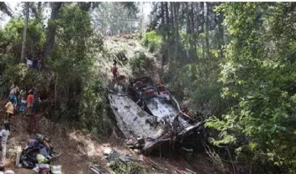 శ్రీలంక బస్సు ప్రమాదం శ్రీలంక బస్సు ప్రమాదం