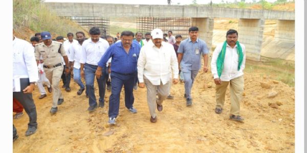 సీతారామ ఎత్తు పోతల పథకం ప‌నుల‌ను పరిశీలించిన వ్య‌వ‌సాయ శాఖ మంత్రి తుమ్మ‌ల నాగేశ్వ‌రరావు