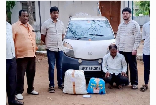 సంగారెడ్డి ఎక్సైజ్ పోలీసులు