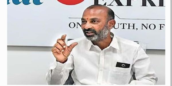 దేశ‌మంతా డ‌బుల్ ఇంజ‌న్ స‌ర్కార్ ను కోరుకుంటున్న‌ది : బండి సంజ‌య్