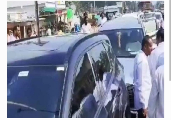 కెసిఆర్ కాన్వాయ్