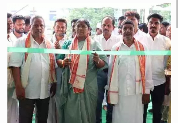 మంత్రి సీతక్క