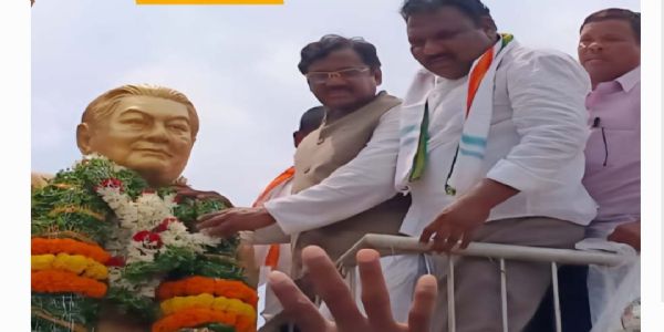 పెద్దపల్లి జిల్లా ప్రజల రుణం తీర్చుకుంటాం : మంత్రి వివేక్