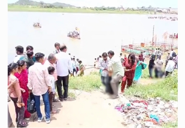 బాసరలో విషాదం
