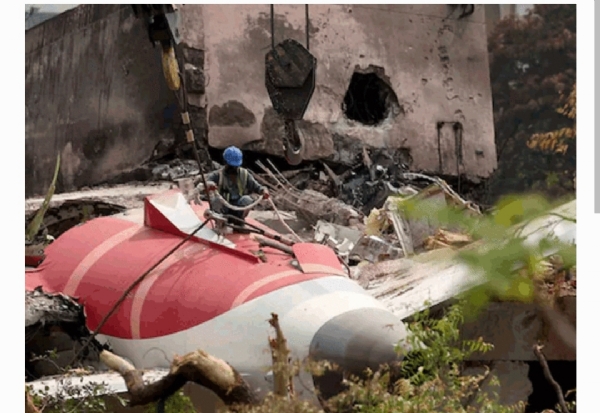 విమాన ప్రమాదం విమాన ప్రమాదం