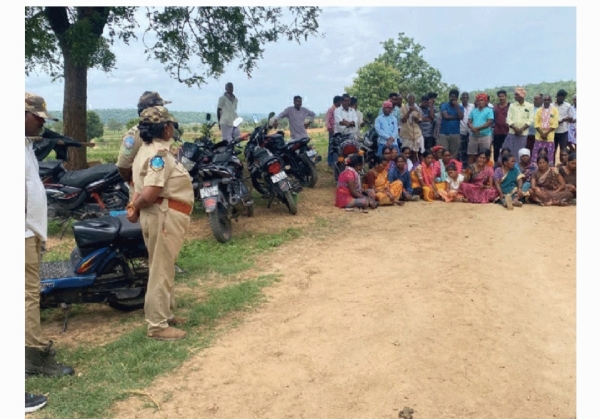అటవీ అధికారులు