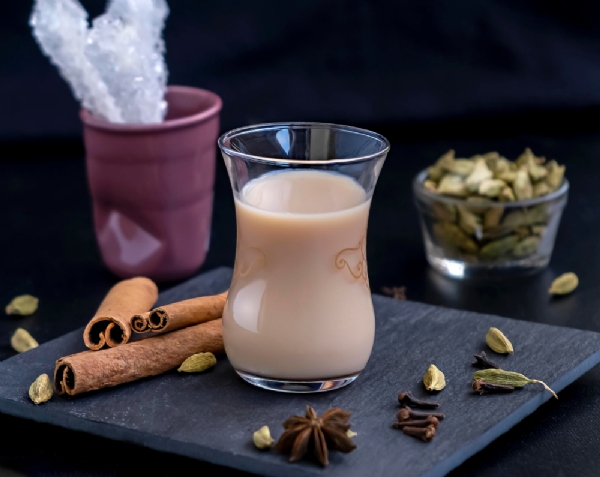 Cloves Health Benefits: Why You Should Drink Clove Milk Daily