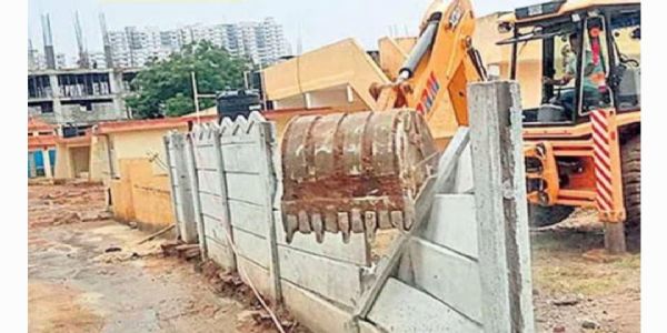 మేడ్చల్ జిల్లా పోచారంలో హైడ్రా కూల్చివేత‌లు..