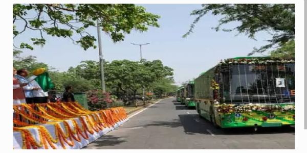 ఢిల్లీలో 200 ఎలక్ట్రిక్ బస్సులను ప్రారంభించిన ప్రధాని మోదీ