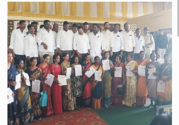 మానకొండూరు ఎమ్మెల్యే