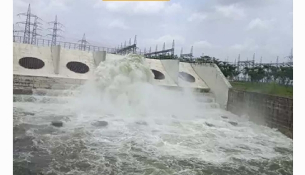 గోదావరి జలాలు