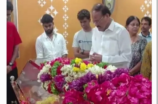 వెంకయ్య నాయుడు