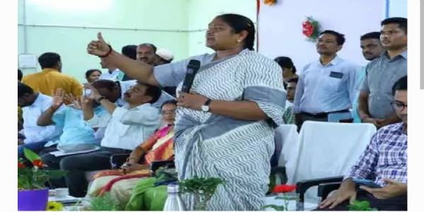 మహిళల ఆర్థిక అభివృద్ధికి ప్రభుత్వం కట్టుబడి ఉంది : మంత్రి సీతక్క