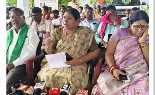 ఎమ్మెల్యే కోవ లక్ష్మి