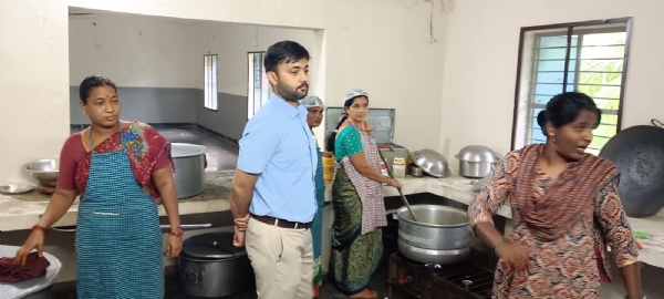 మహబూబాబాద్ కలెక్టర్