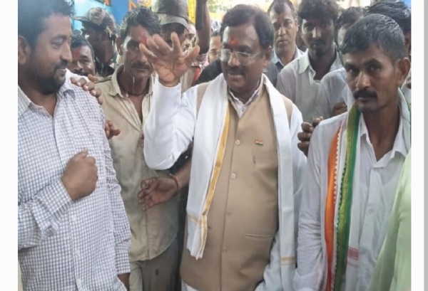 మంత్రి వివేక్