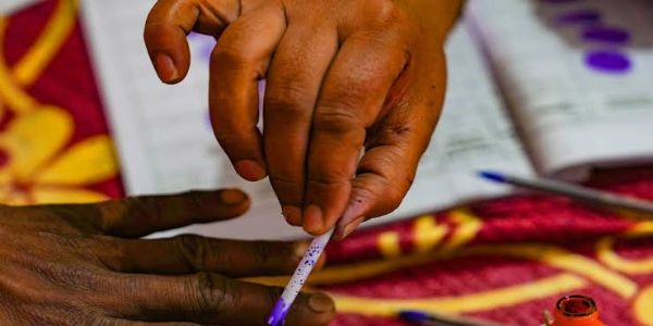 బీహార్ ఓటర్ల జాబితా నుంచి 52 లక్షలకు పైగా పేర్లు తొలగింపు.