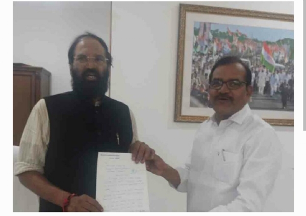 మంత్రి ఉత్తం