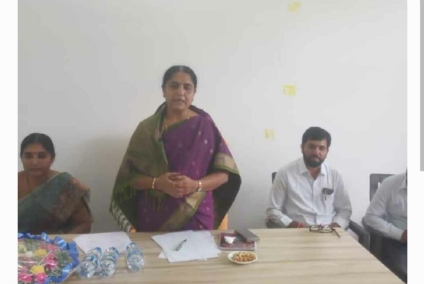 ఎమ్మెల్యే సునీత లక్ష్మారెడ్డి