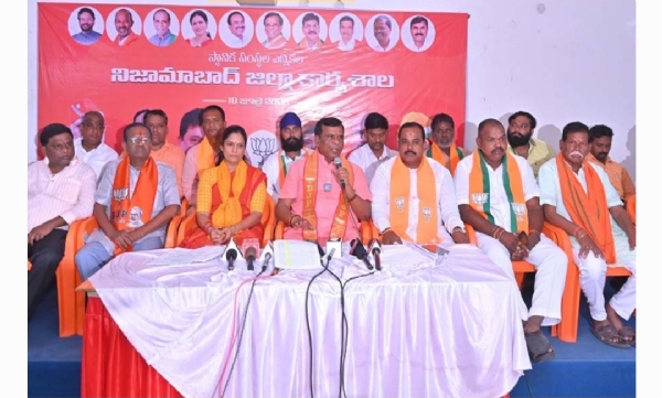 ఎమ్మెల్యే ధ‌న్ పాల్