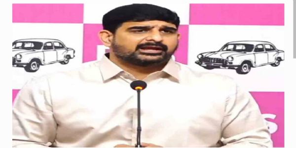 హీరోయిన్ల ఫోన్లను రేవంత్ రెడ్డి హ్యాక్ చేయిస్తున్నారు.. పాడి కౌశిక్ రెడ్డి సంచలన వ్యాఖ్యలు