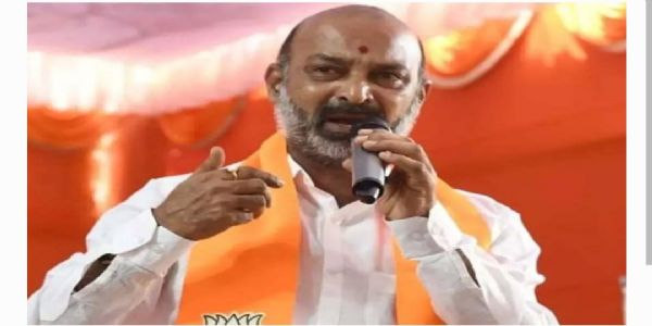 ఫోన్ ట్యాపింగ్ కేసు లో రేపు సిట్ విచారణకు హాజరుకాలేను! బండి సంజయ్