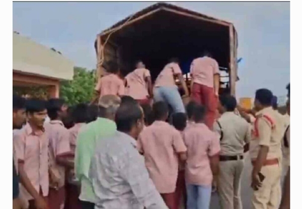 విద్యార్థులు