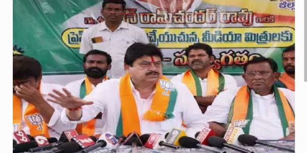 ఉగ్రవాదాన్ని పెంచి పోషిస్తున్న పాకిస్తాన్ కు అనుకూలంగా మాట్లాడుతున్న కాంగ్రెస్, బీఆర్ఎస్.. బీజేపీ రాష్ట్ర అధ్యక్షుడు ఎన్. రామచంద్ర రావు