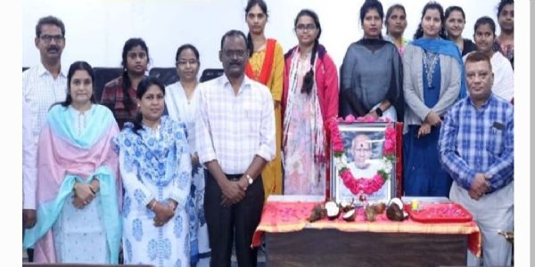 రోశయ్య సేవలు మరువలేనివి : అదనపు కలెక్టర్ సుధీర్