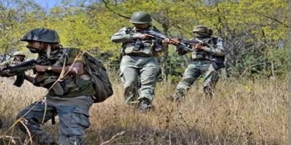 బీజాపూర్‌ లో మ‌ళ్లీ తుపాకీల‌మోత‌ – మావోయిస్టు మృతి