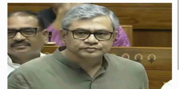కేంద్ర మంత్రి అశ్వినీ వైష్ణవ్ కు పితృవియోగం..
