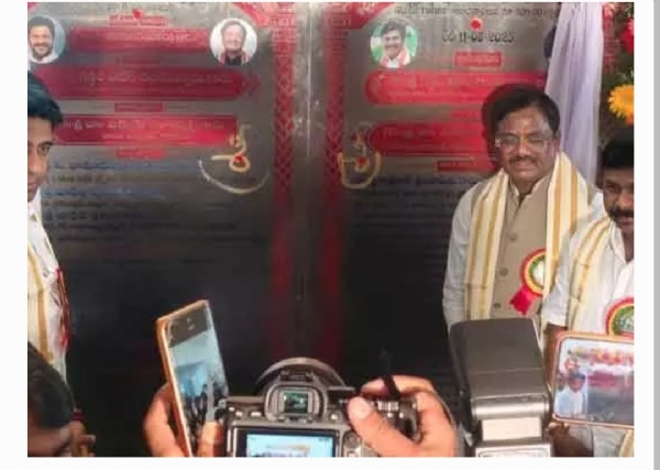 మంత్రి వివేక్