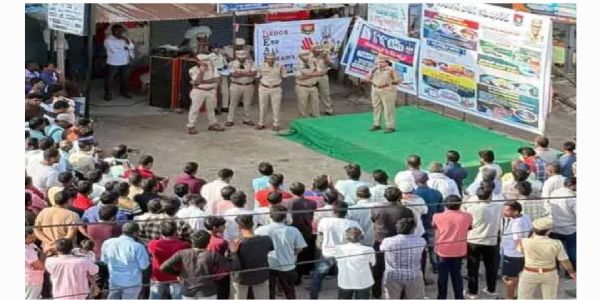మధురానగర్లో విస్తృతంగా కార్డన్ & సెర్చ్..
