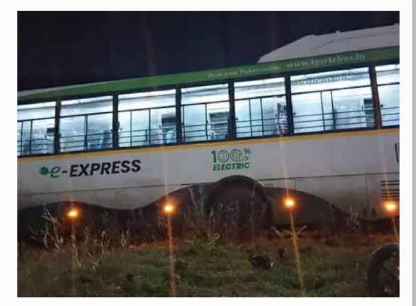 రోడ్డు ప్రమాదం