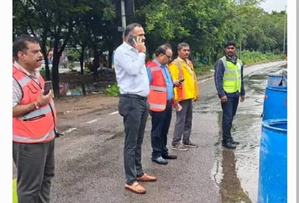 గ్రేటర్ కమిషనర్..