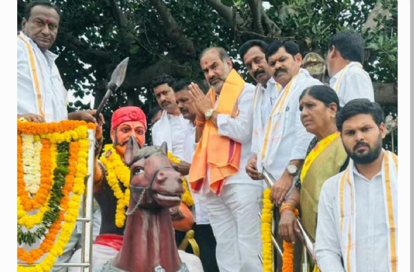 ఎమ్మెల్యే ఆది శ్రీనివాస్