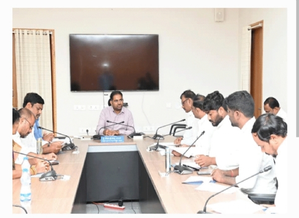 పెద్దపల్లి కలెక్టర్