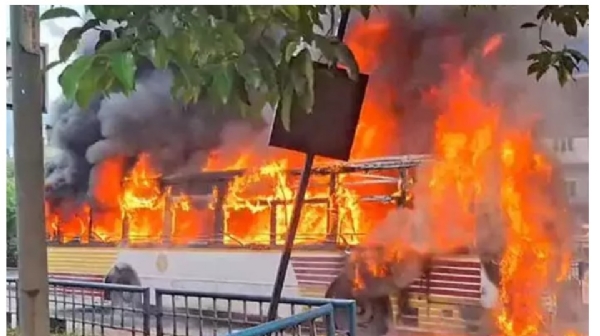 rtc-bus-set-fire-at-vizag-national-highway-5-470325