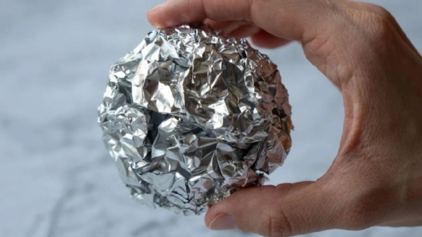 How to Reuse Aluminum Foil With out Health Risks