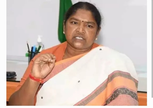 మంత్రి సీతక్క