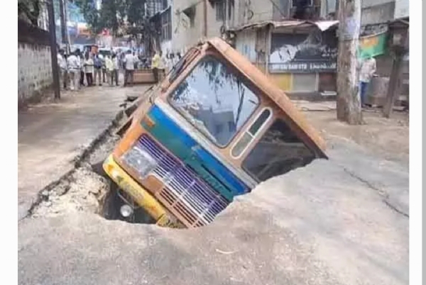 బంజారాహిల్స్ నాలా పై
