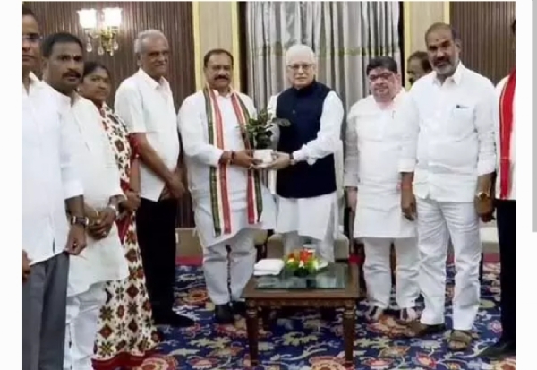 గవర్నర్