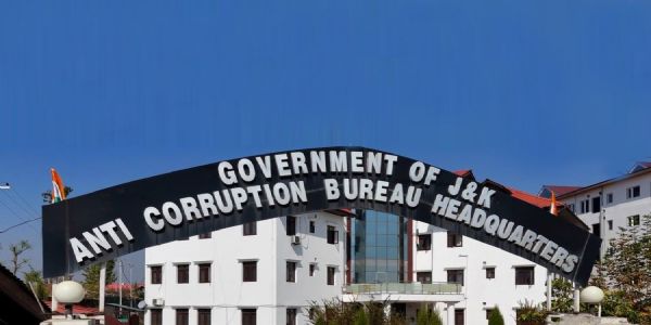 సీబీఐ పెండింగ్‌ కేసులు 7,072