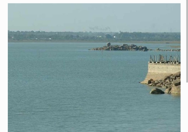 జంట జలాశయాలు