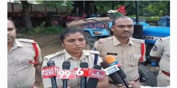 అక్రమ ఇసుక రవాణాపై కఠిన చర్యలు.. ఏసీపి మాధవి