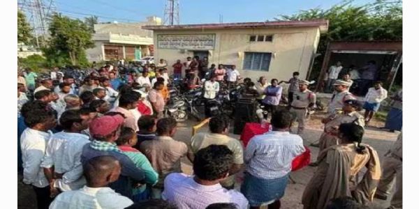 నేరాల అదుపు కోసమే కార్డెన్ సెర్చ్.. హుజురాబాద్ ఏసిపి మాధవి