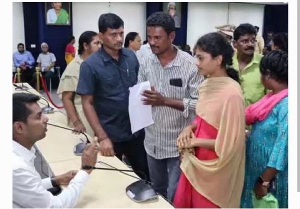 ఖమ్మం కలెక్టర్